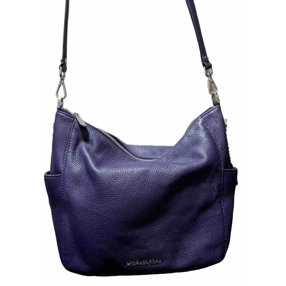 MICHAEL MICHAEL KORS Chain-Link Purple Leather, Silver Tone Hardware HOBO EUC - Picture 2 of 13